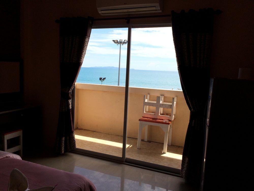 Wilai Guesthouse Jomtien Beach Dış mekan fotoğraf